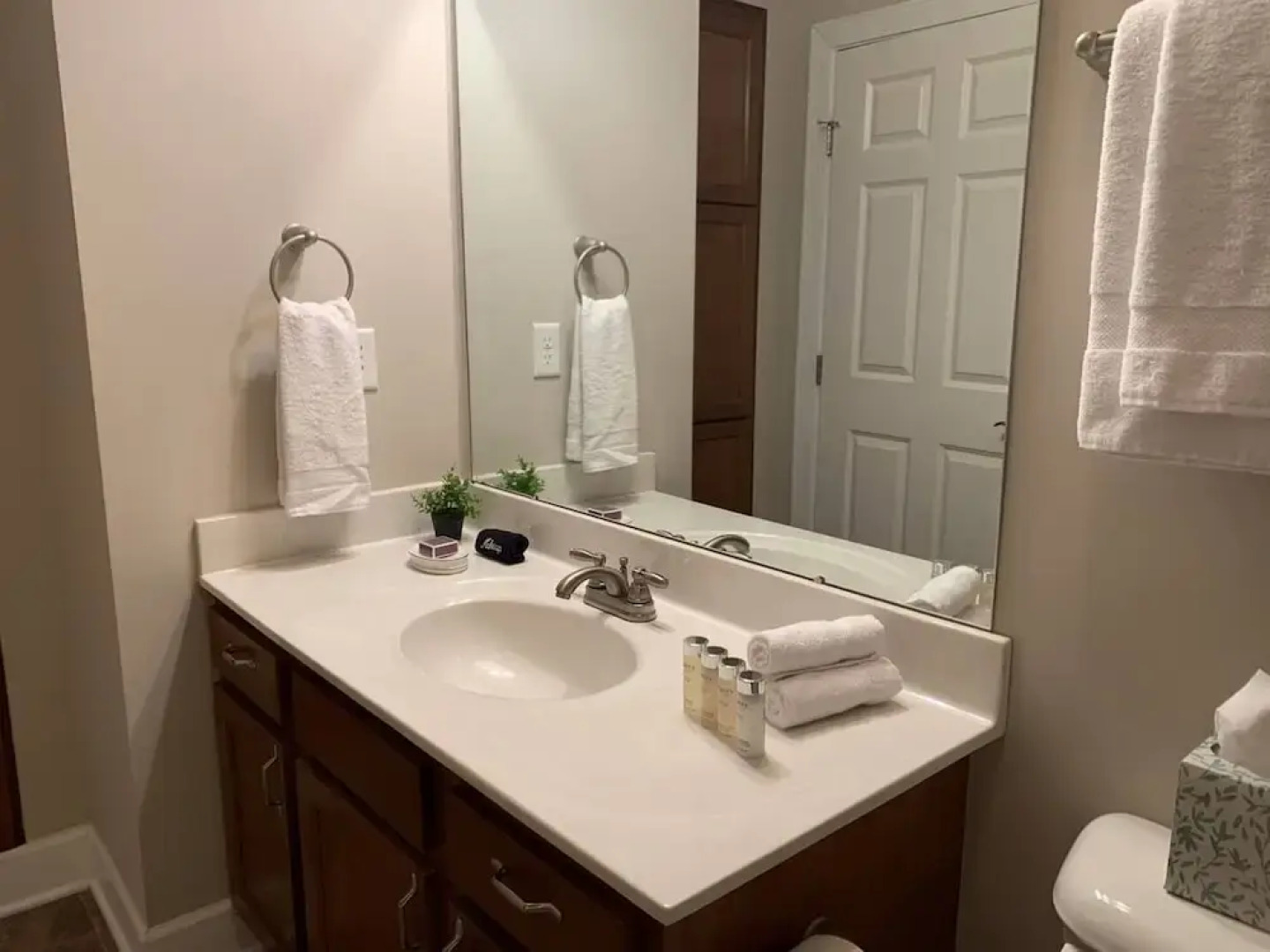 Luxury Polaris 2BR 1st Floor Pet-friendly