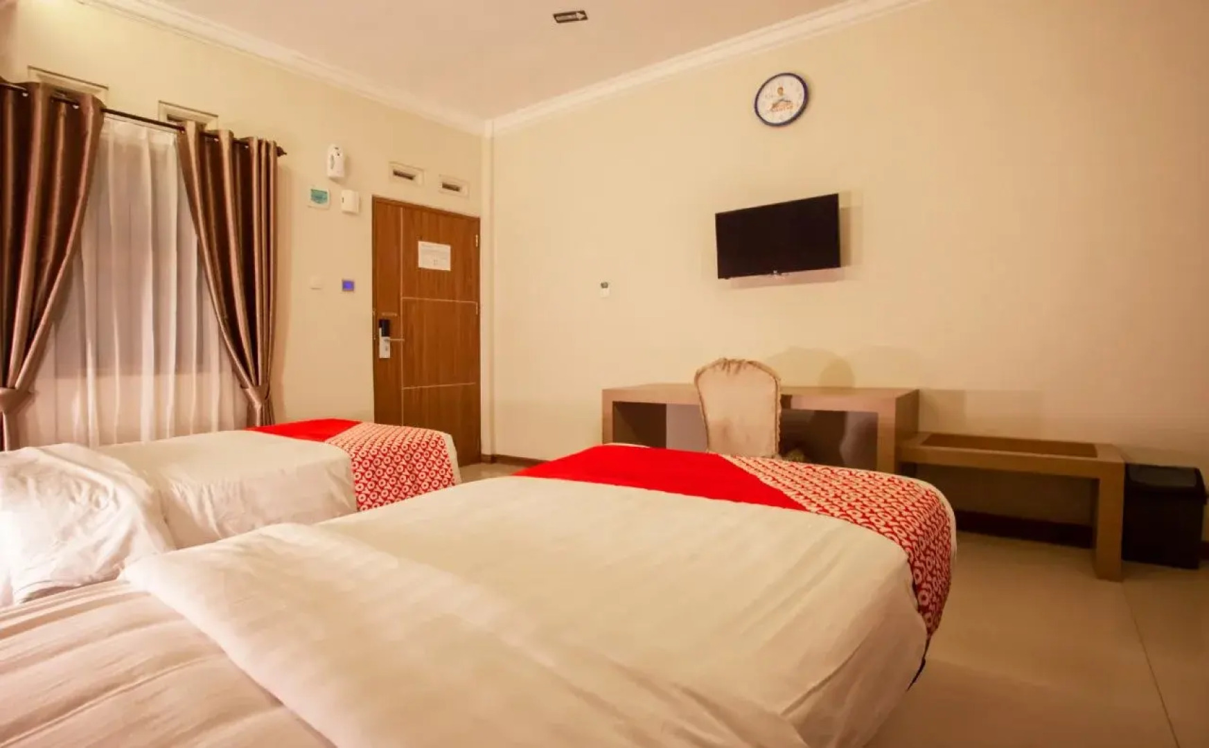 Capital O 1709 Simalungun City Hotel