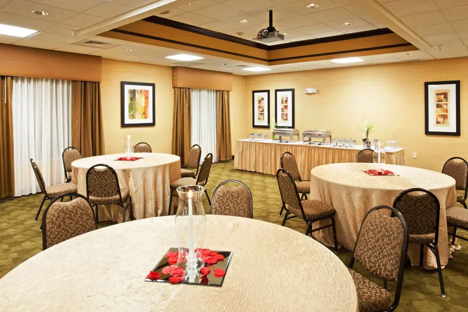 Holiday Inn Express Hotel & Suites Mount Juliet - Nashville Area