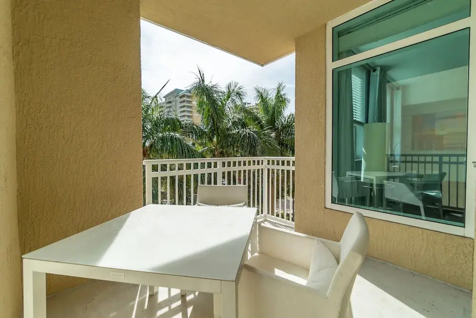 Casa Costa 308s Studio, Pools, Jacuzzi, Beach, Shops & Dog Friendly