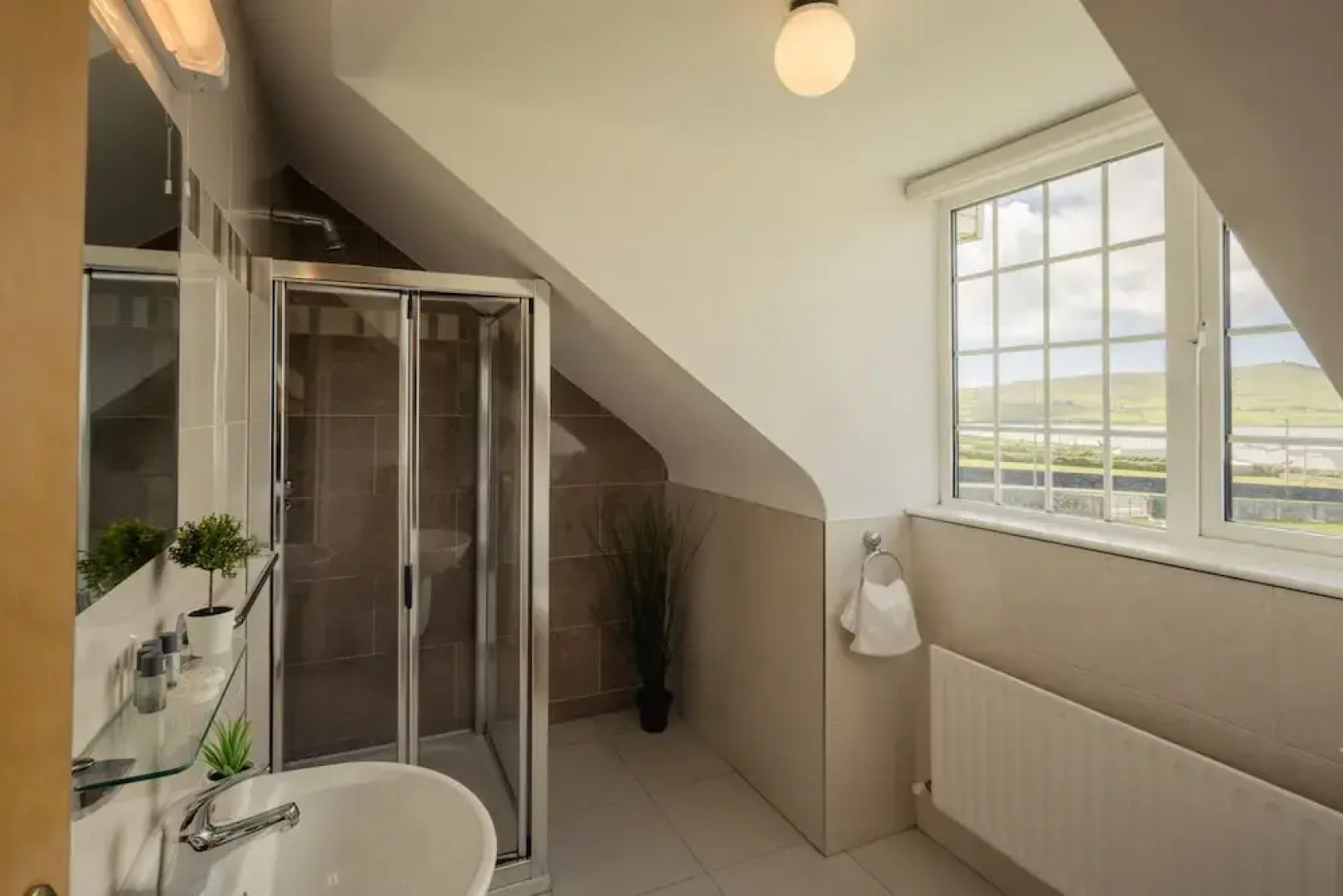 Hotel Seaview Heights