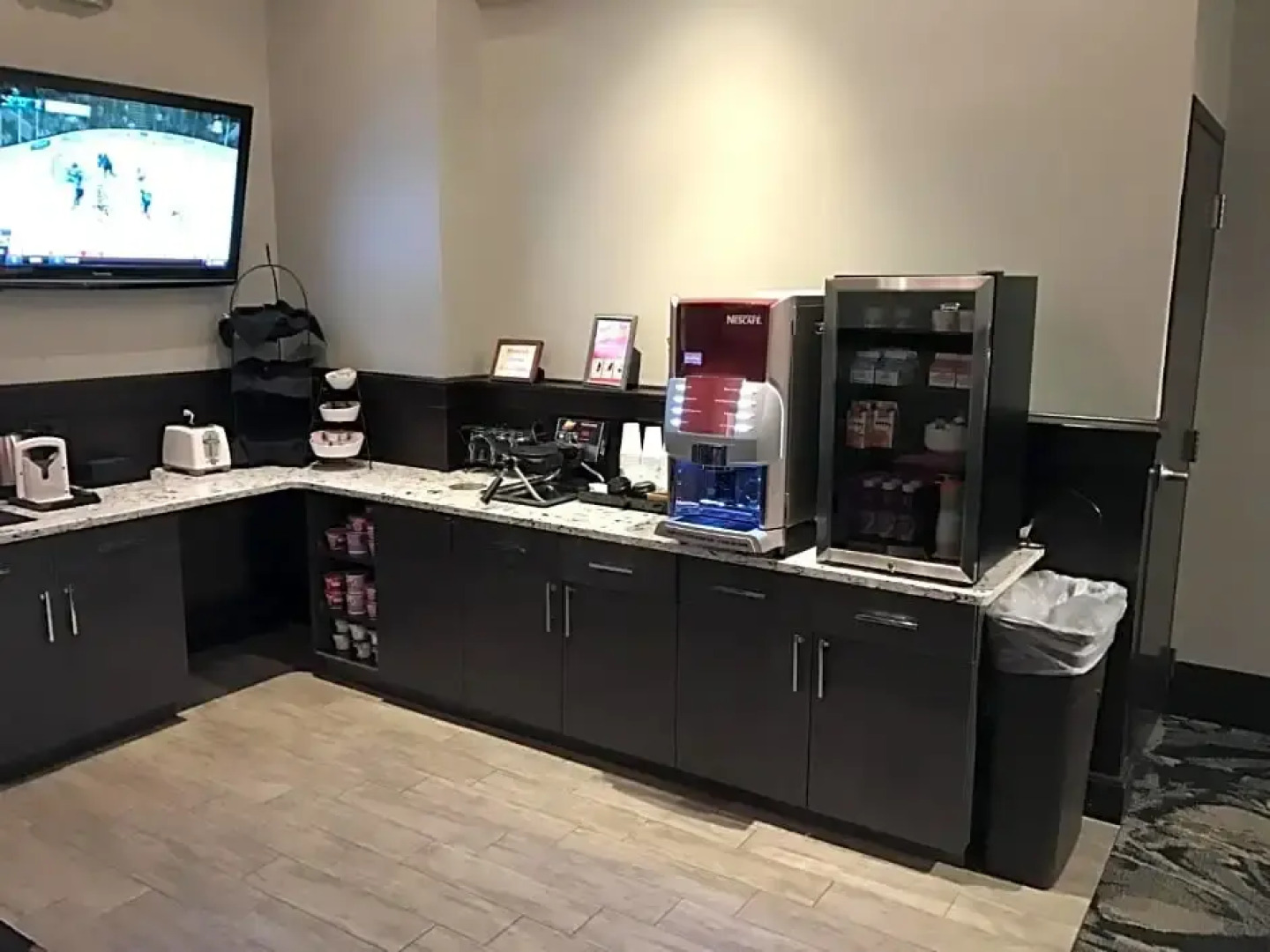 The Parker Inn and Suites