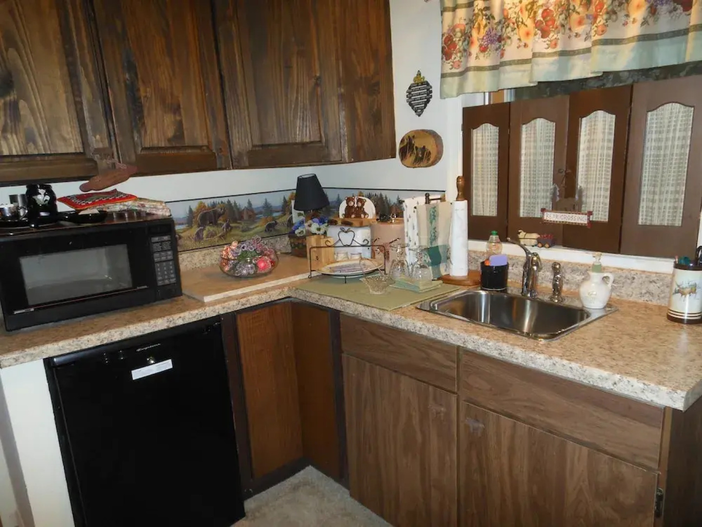 Bear House Bed and Breakfast