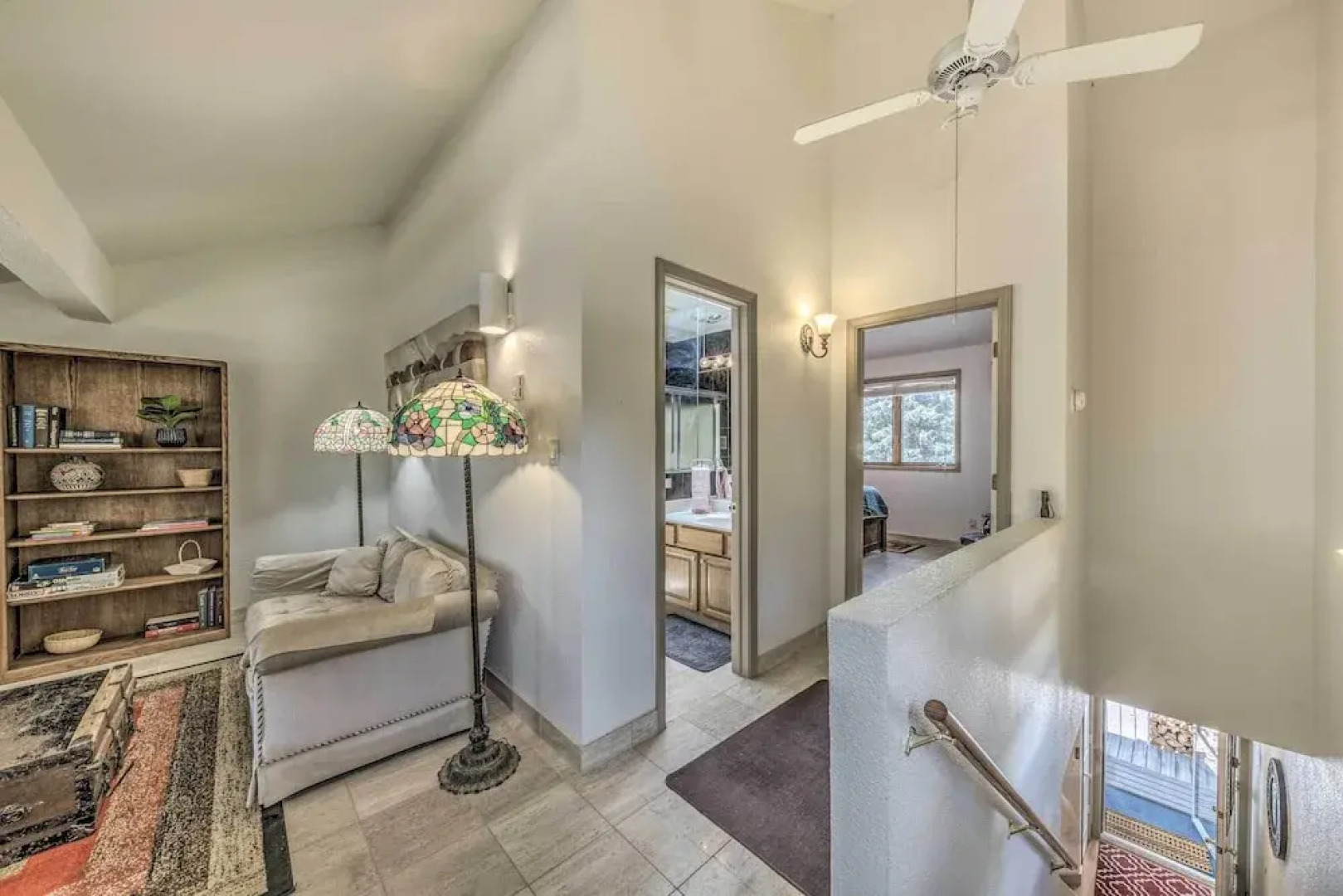 Cozy Cloudcroft Townhome ~ 1 Mi to Burro Ave!