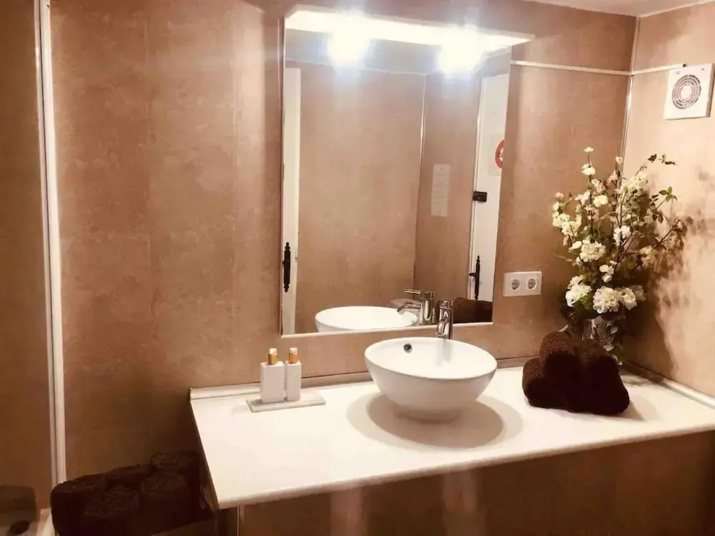 Lovely 2 Bed Apartment in Alcalali