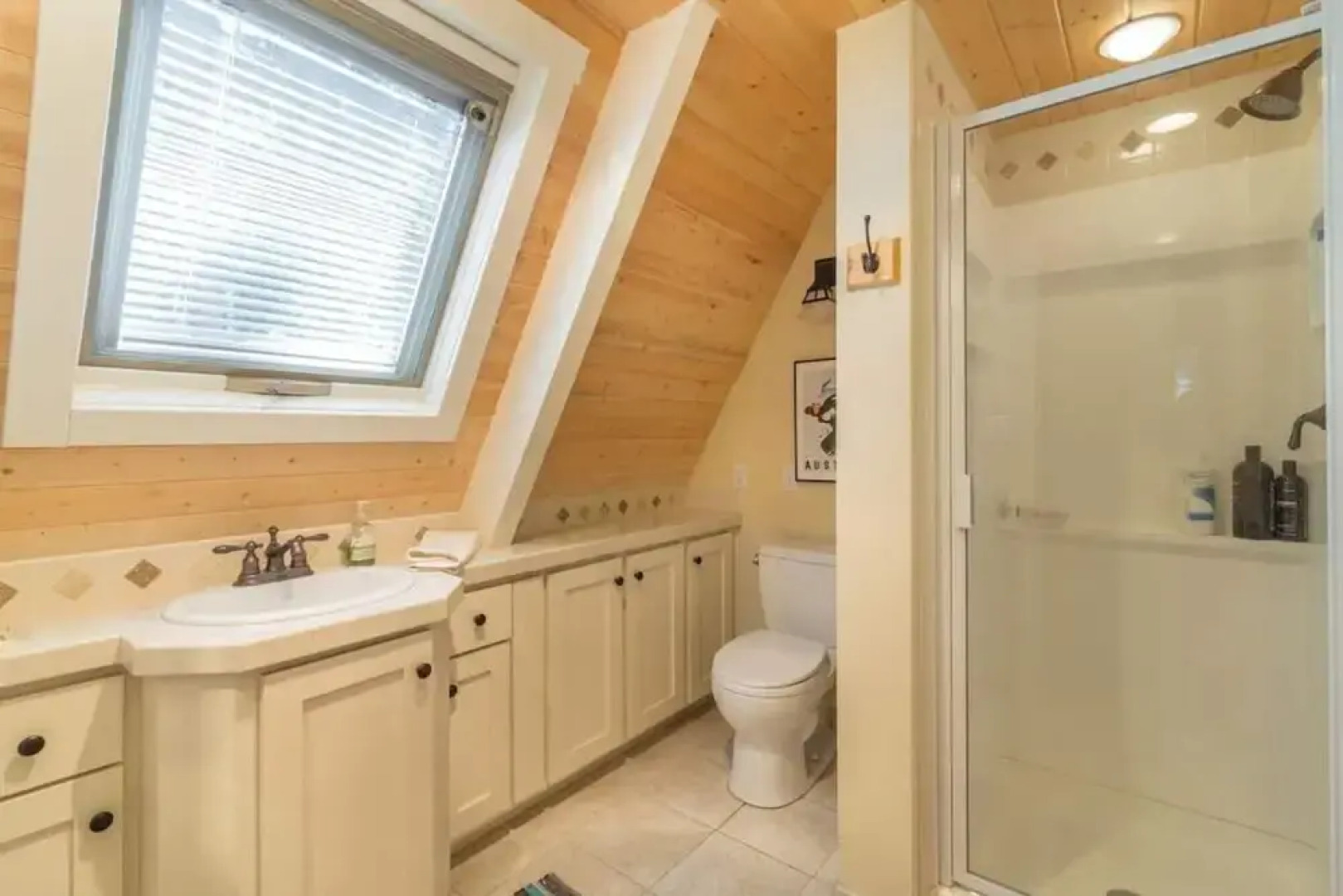 Mountaineer by Avantstay Classic A Frame w/ a Great View & Access To Lake Tahoe Park Association