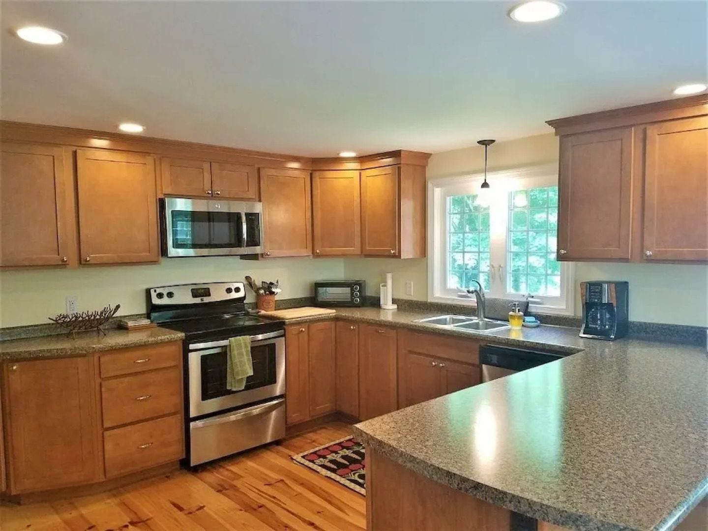 12 Areys - 4 Bedroom House