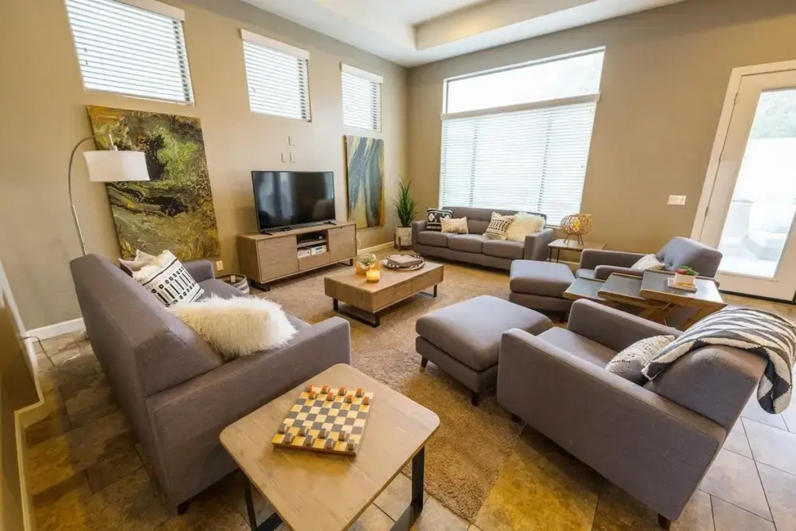 Pueblo Viejo by AvantStay | 5min Drive to Old Town - Sleeps 14