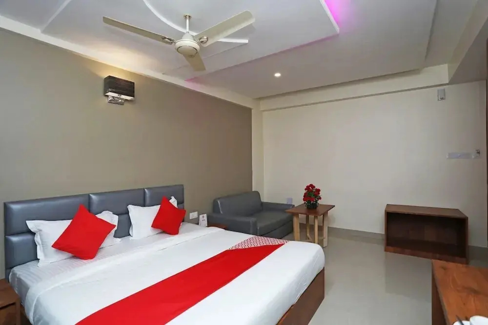 Pikus Inn By OYO Rooms