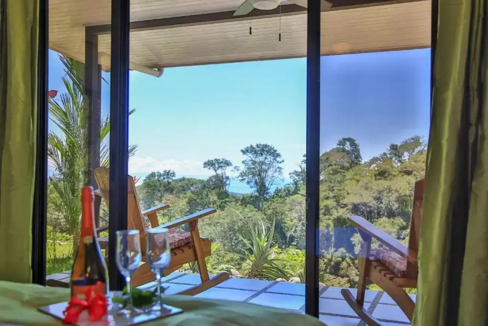 Nature's Edge Boutique Hotel