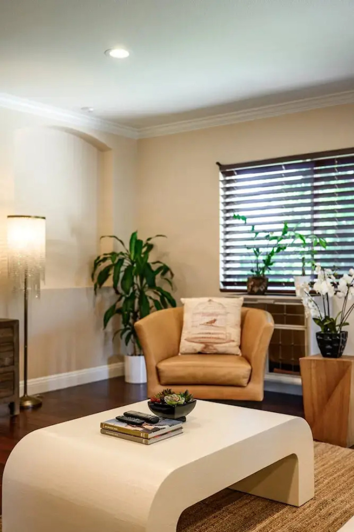 Modern Serenity Near LA Tranquil 3BR Stay