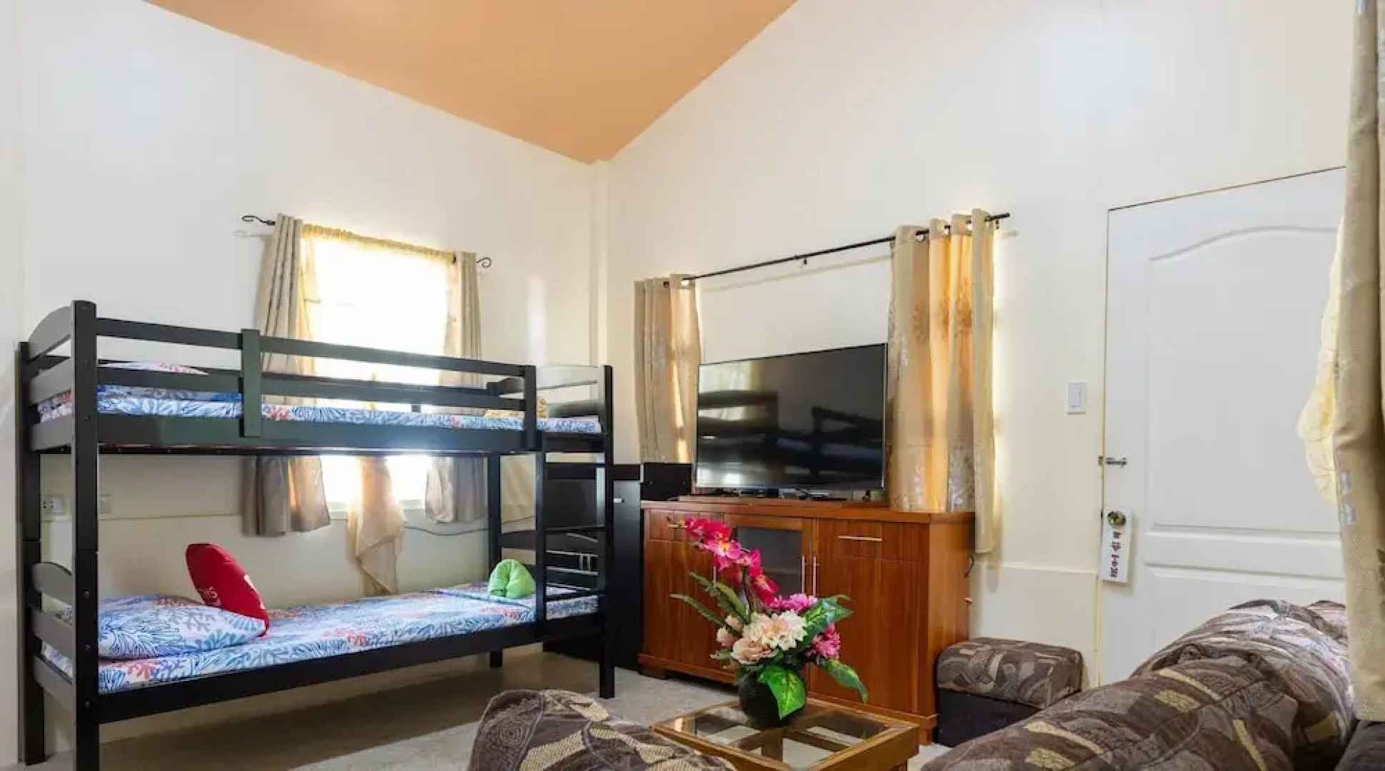 ZEN Rooms Ice Bear Inn Panglao