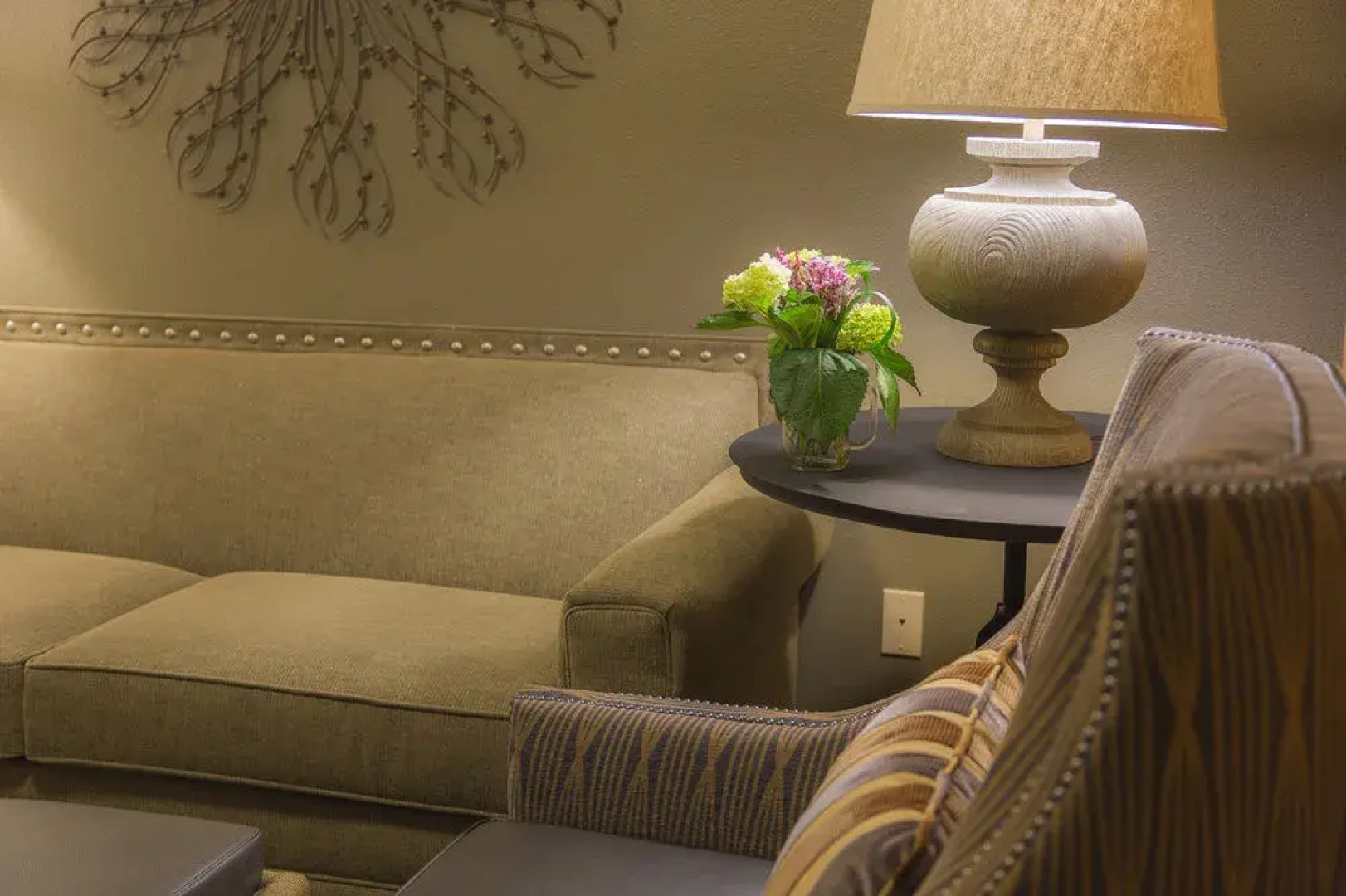 Holland America Denali Lodge