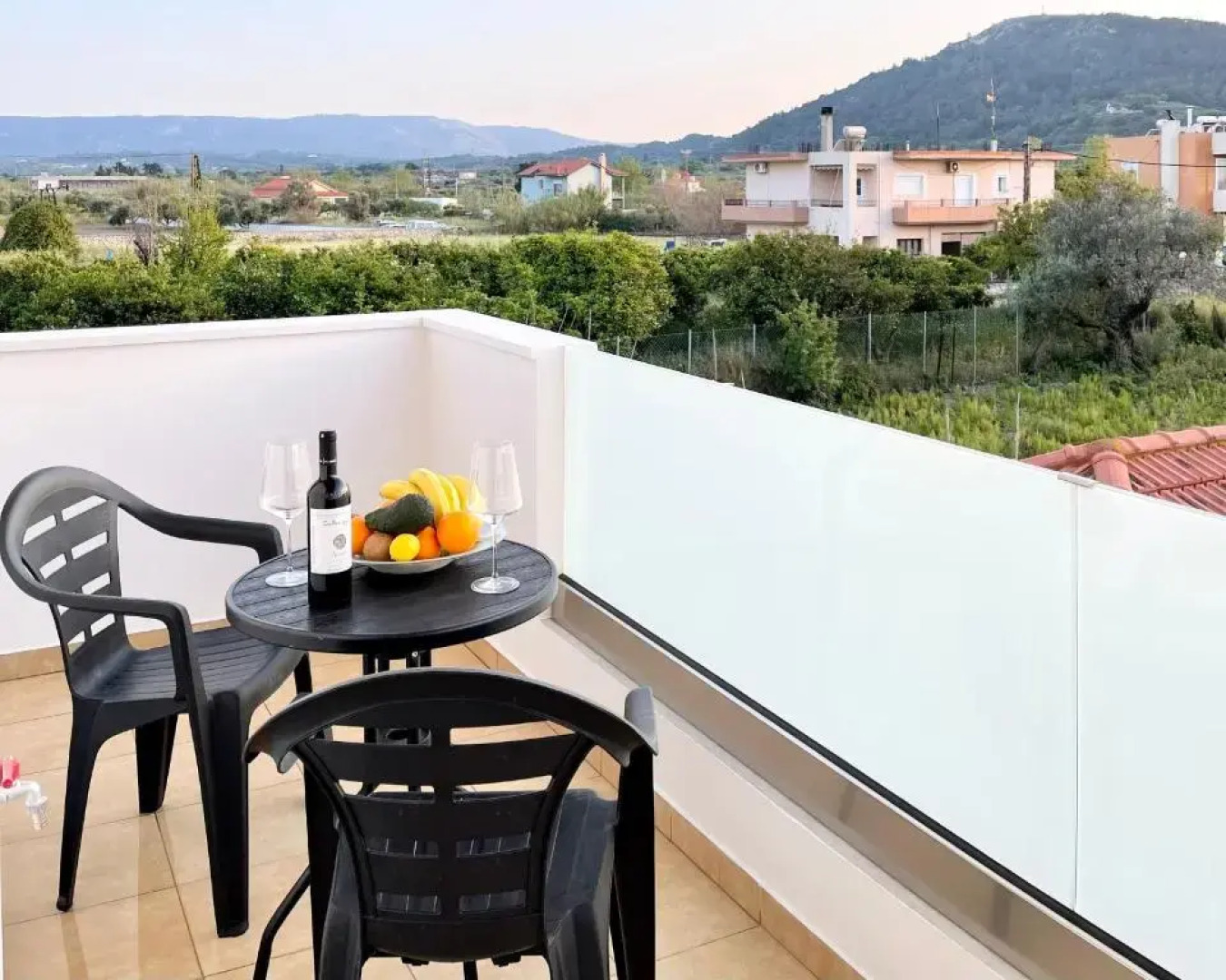 White House Kokas Luxury Apartments