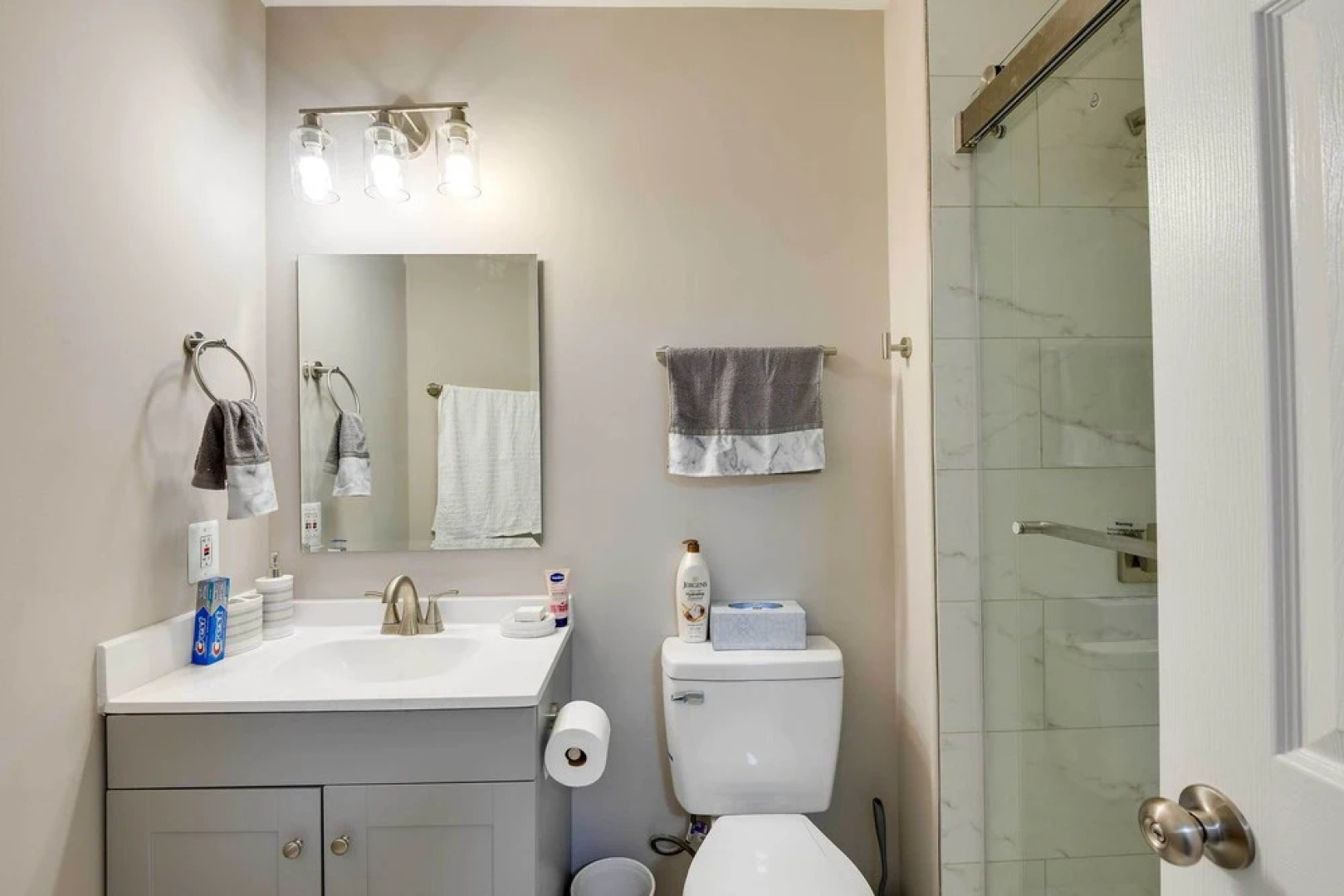 Baltimore Home w/ Deck, 9 Mi to Downtown!