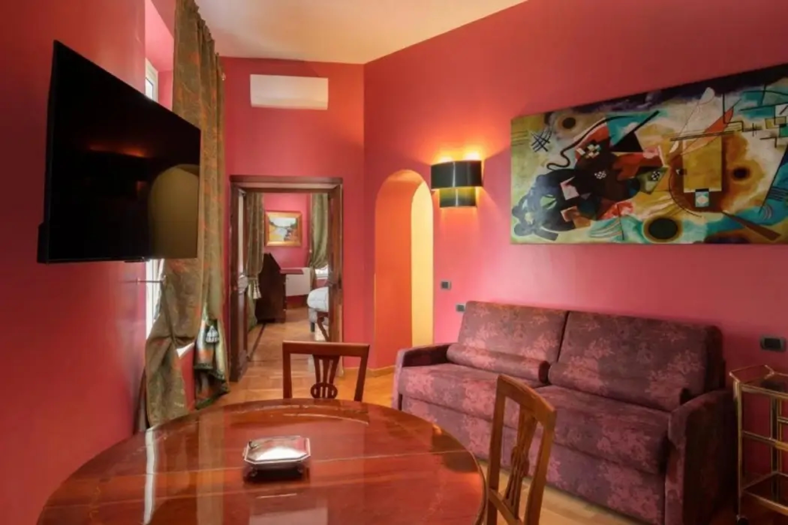 Room 94 Spagna