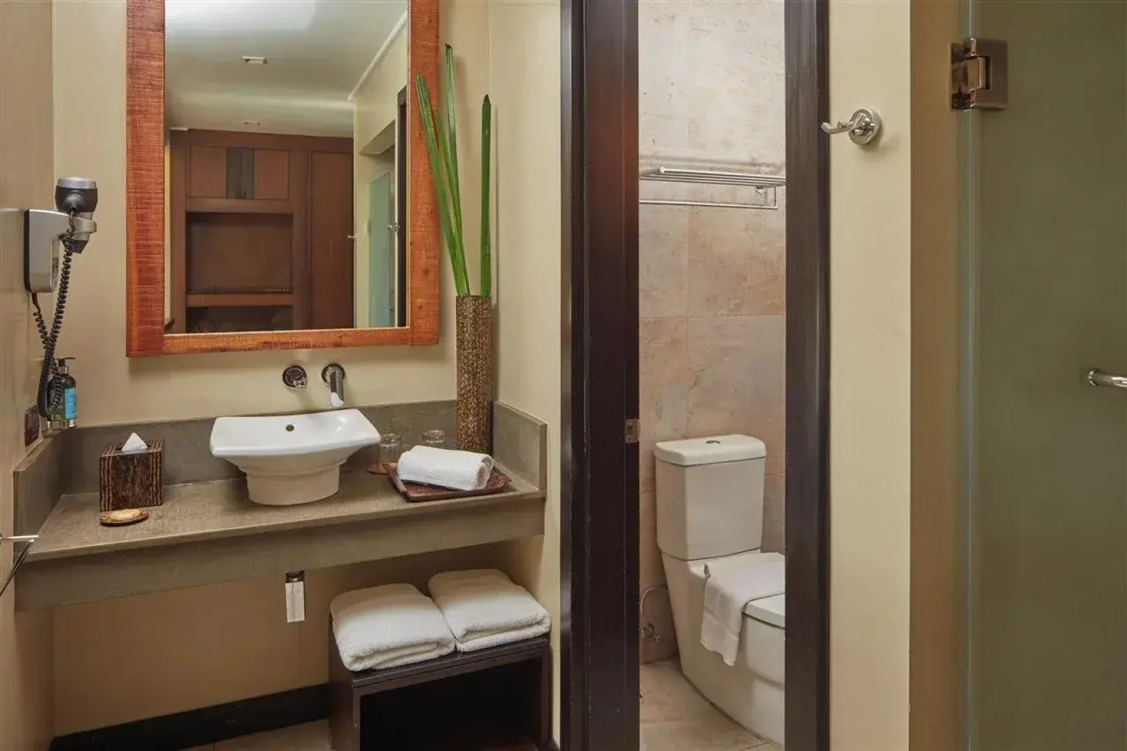 Two Seasons Coron Island Resort