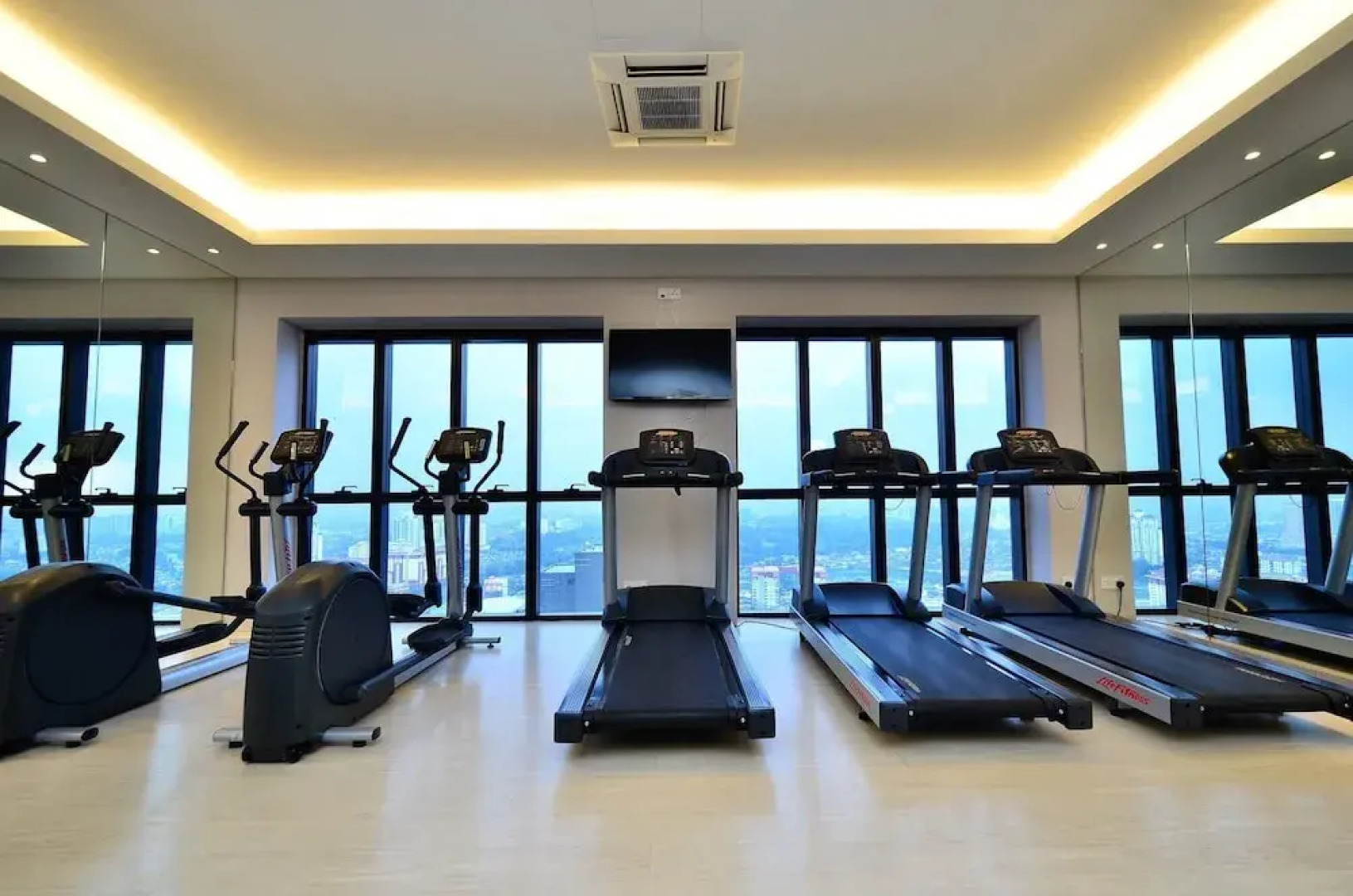 ICON CITY Family suite By Lim