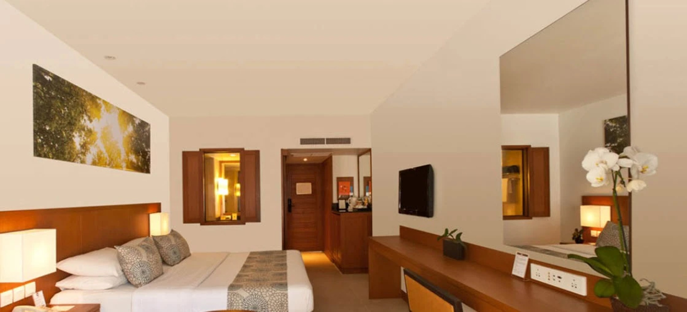 Woodlands Hotel & Resort