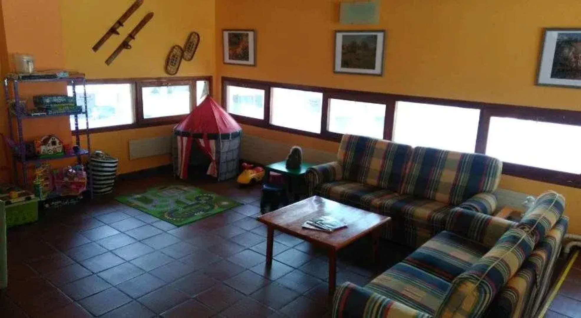 Apartamentos SNO Edelweiss