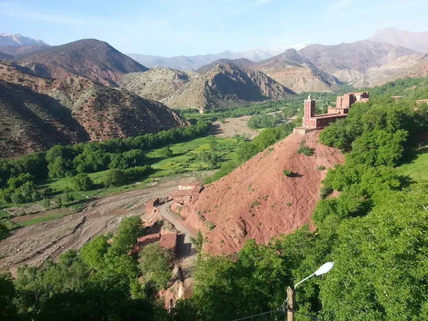 Room in Guest Room - Gîte Tawada - Haut-atlas - Room for 3 People