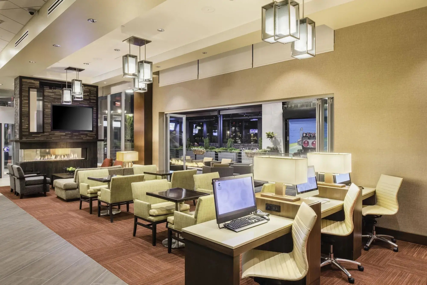 Hyatt Place Cleveland / Westlake / Crocker Park