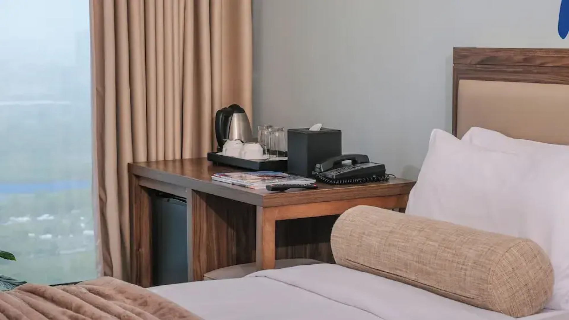 City Getaway in the Heart of Entertainment City