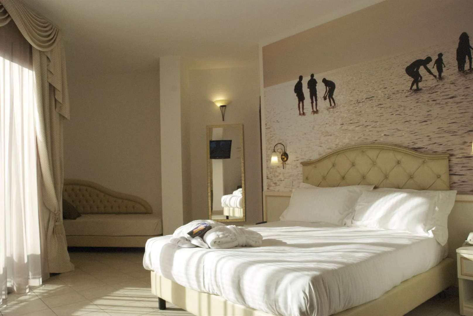 Отель Sovrana & Re Aqva SPA