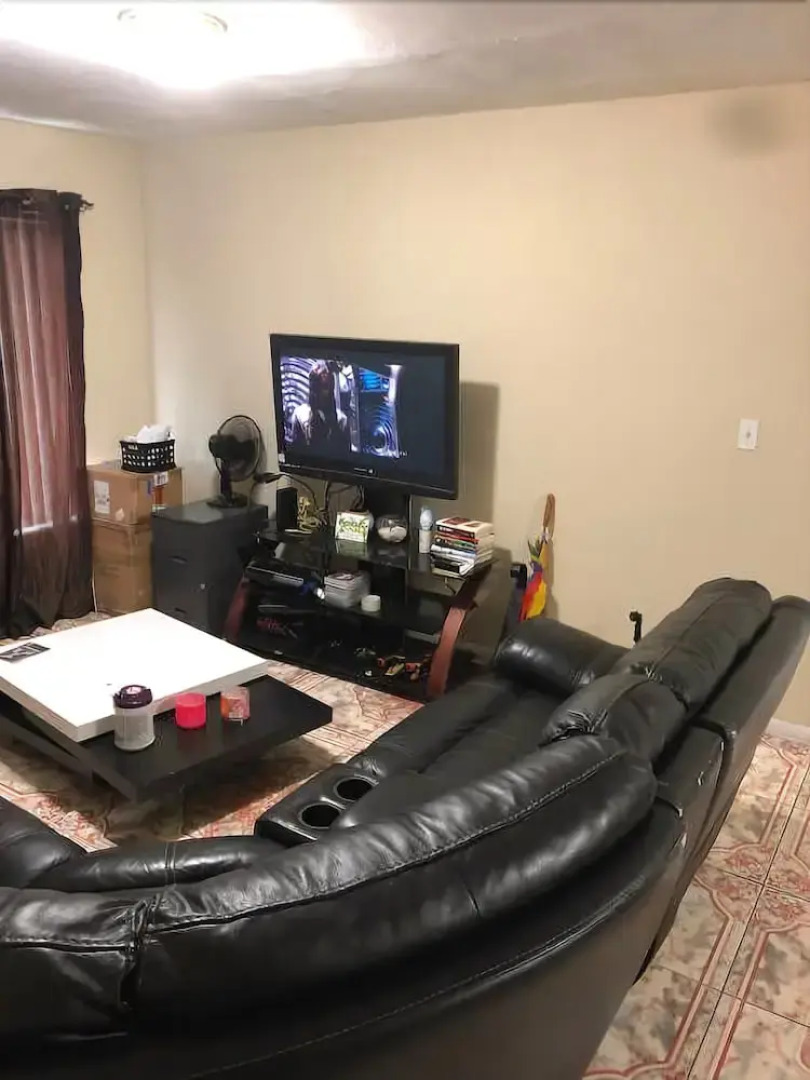 Lauderdale Lakes Getaway