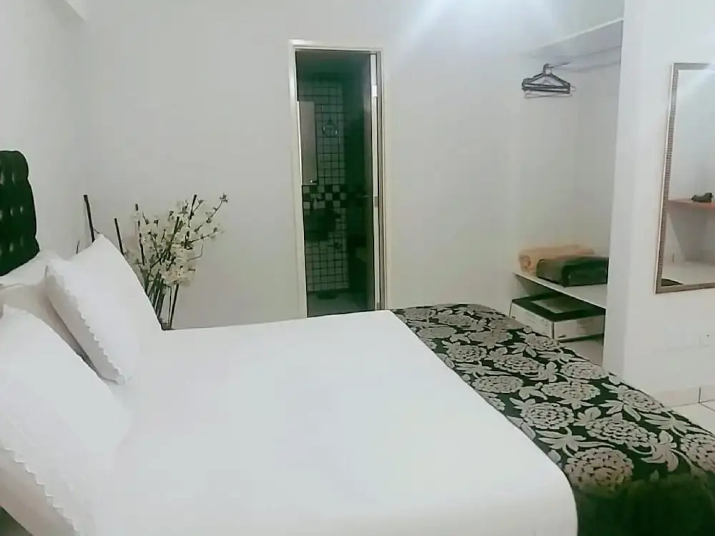 Saint James Palace Hotel