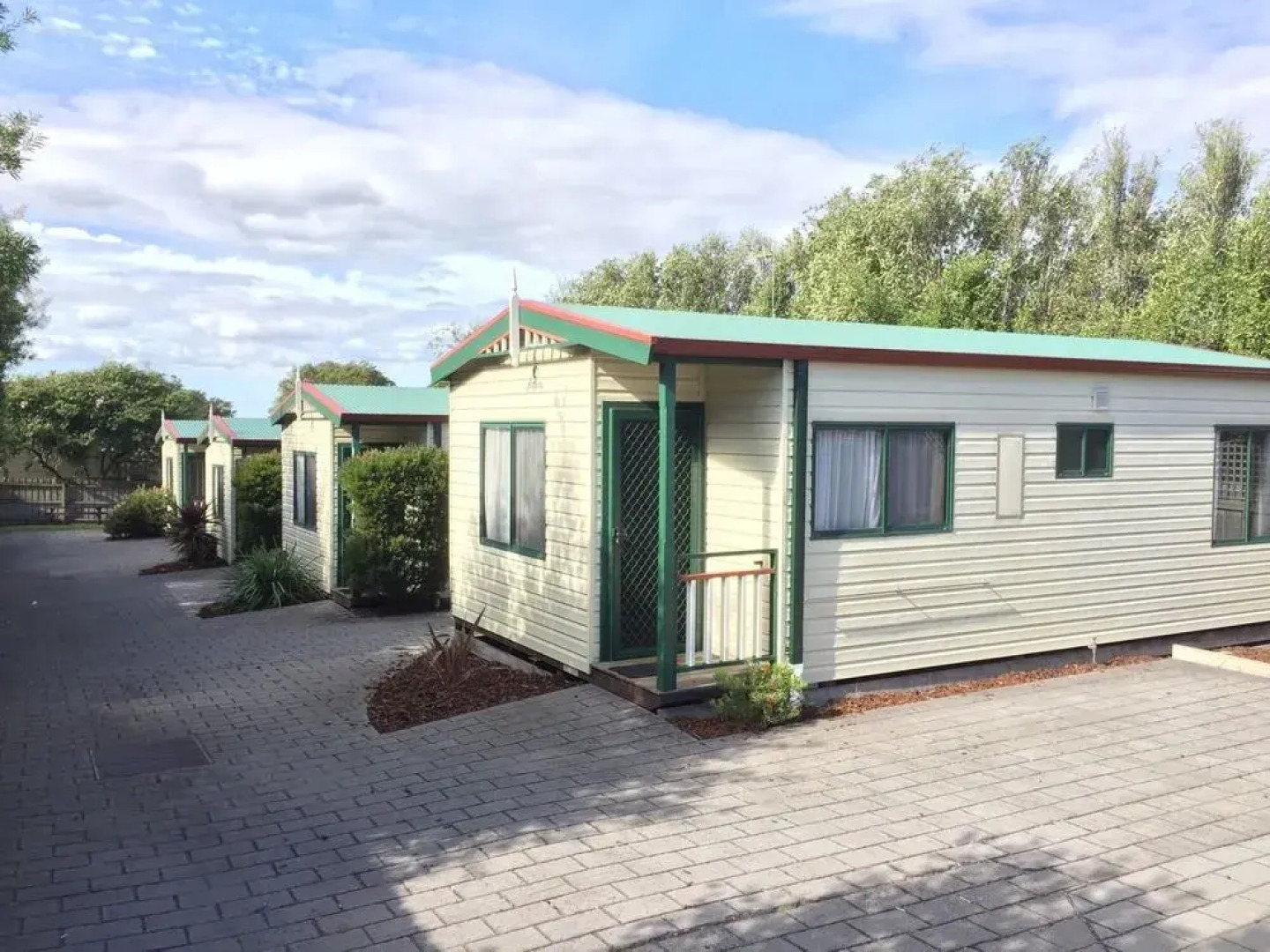 Inverloch Cabins
