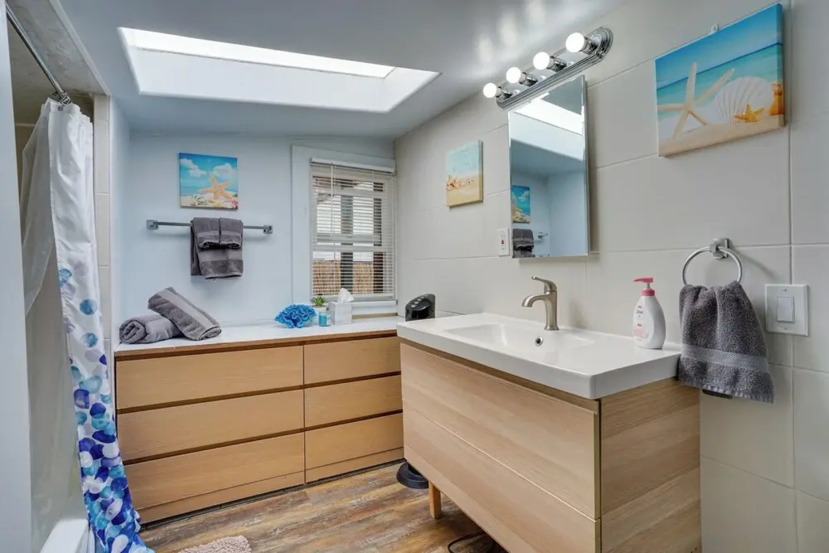 Huntington Beach Haven w/ Gas Grill: Near Water!