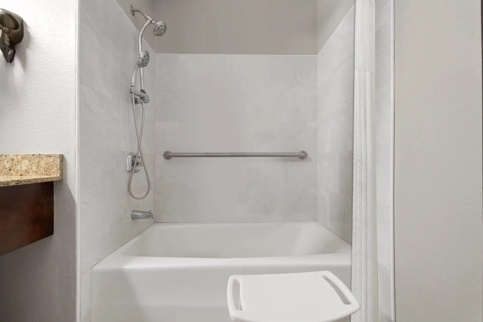 Super 8 By Wyndham Farmville