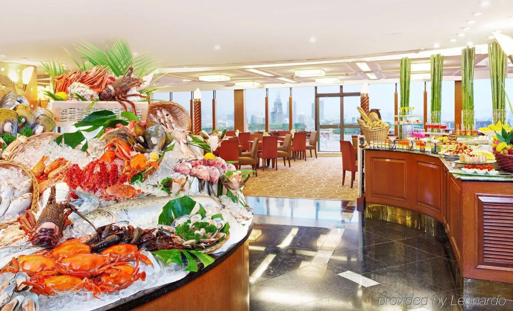 Crowne Plaza Nanjing Hotel & Suites