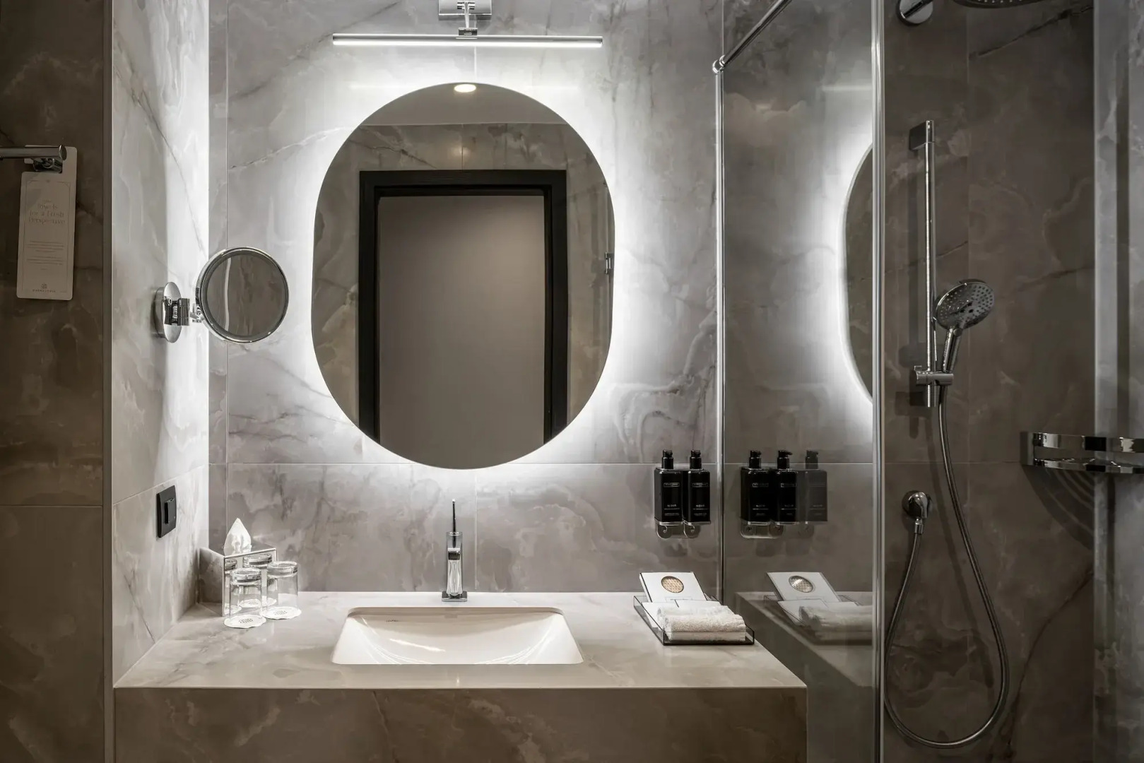 The Marmorosch Bucharest, Autograph Collection