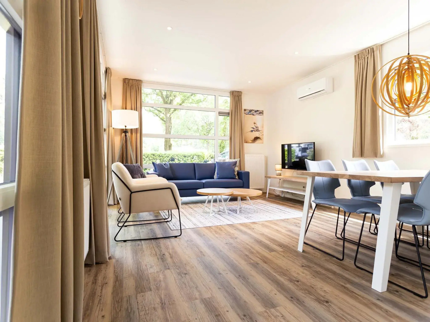 Luxury Chalet With Dishwasher, in a Holiday Park in the Middle of De Veluwe