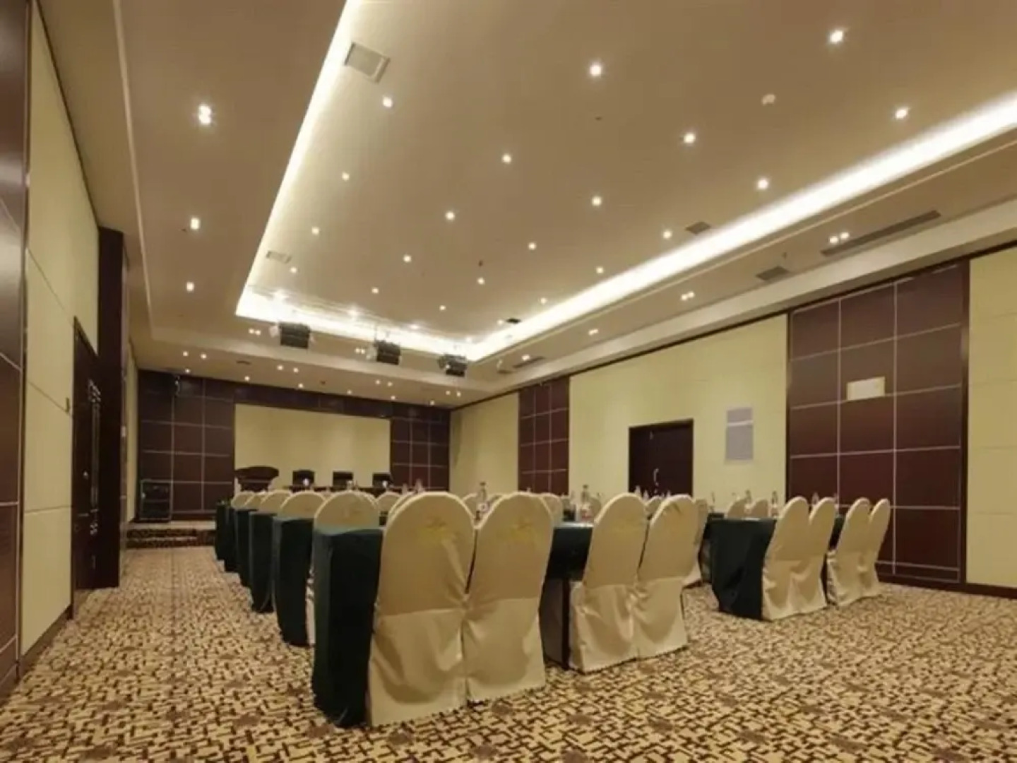 Ronghua International Hotel