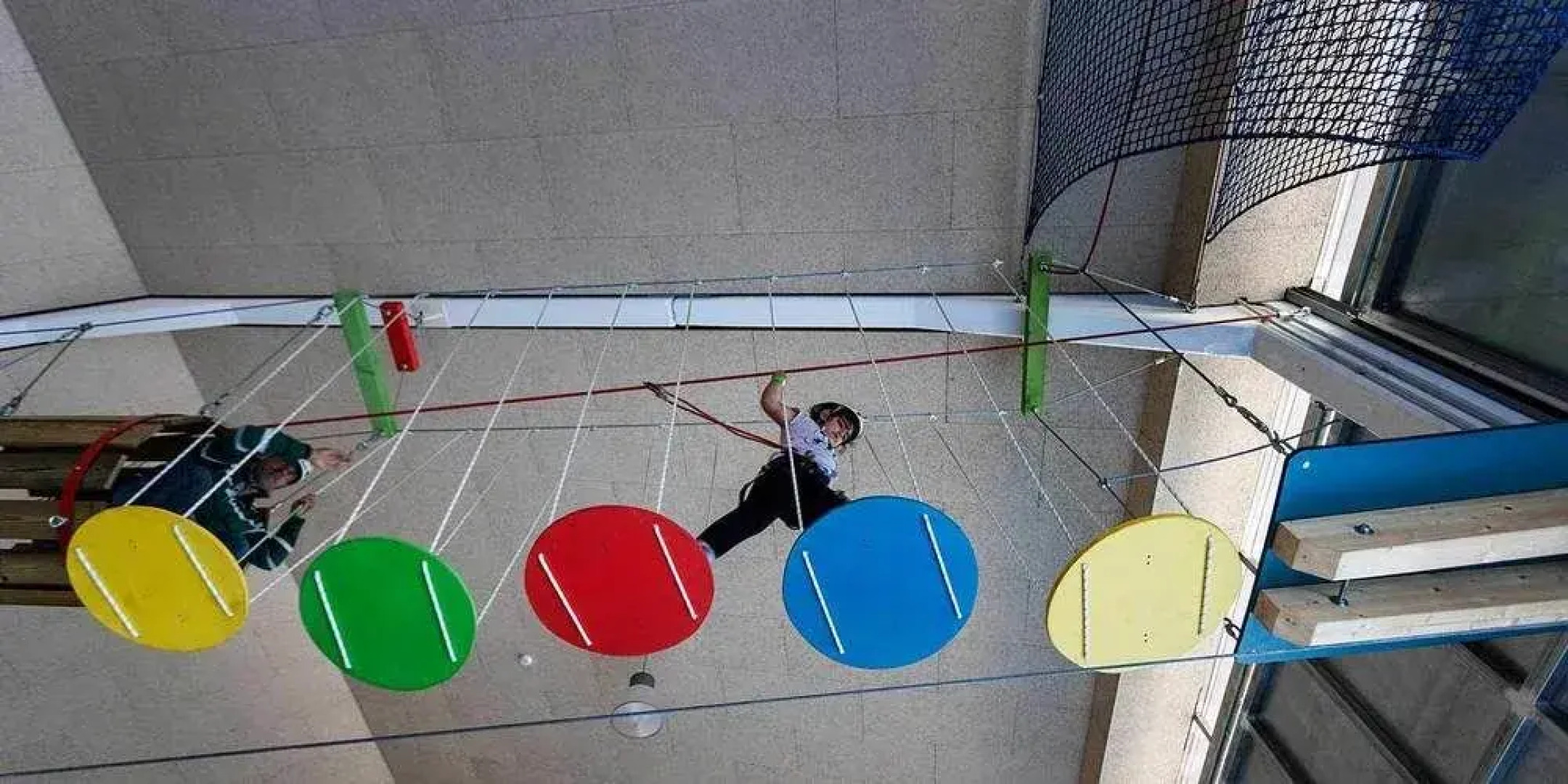 Youth Hostel Non Stop Inn by IrriSarri Land