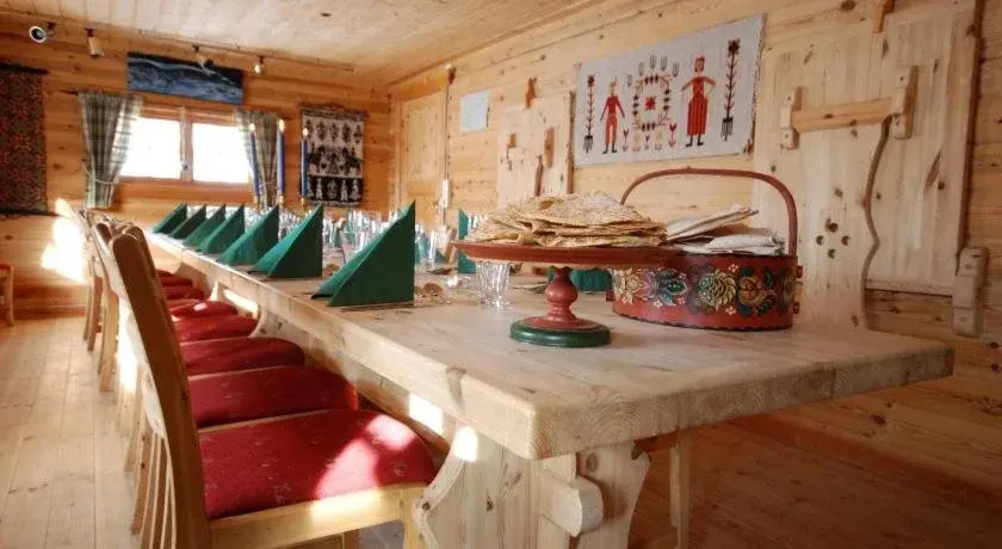 Hakkesetstolen Fjellstugu