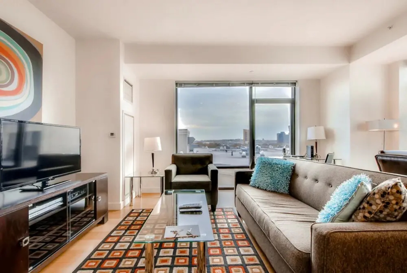 Global Luxury Apartments near Mill River Park