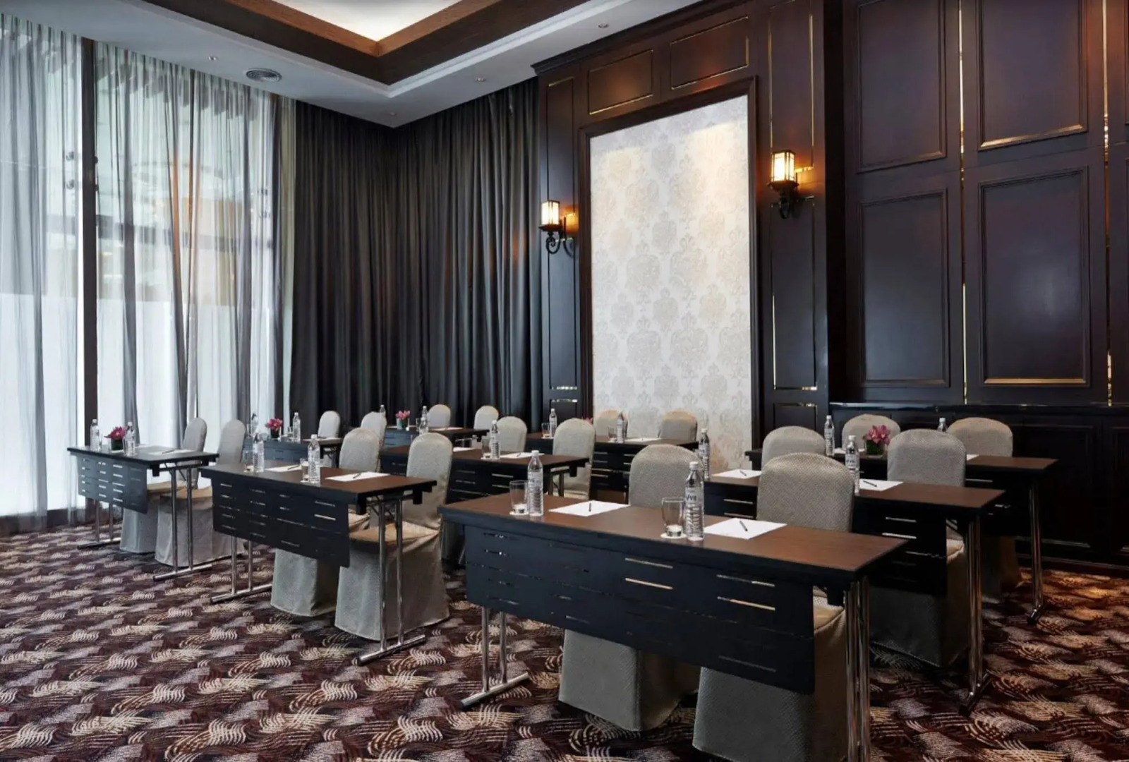 V E Hotel & Residence