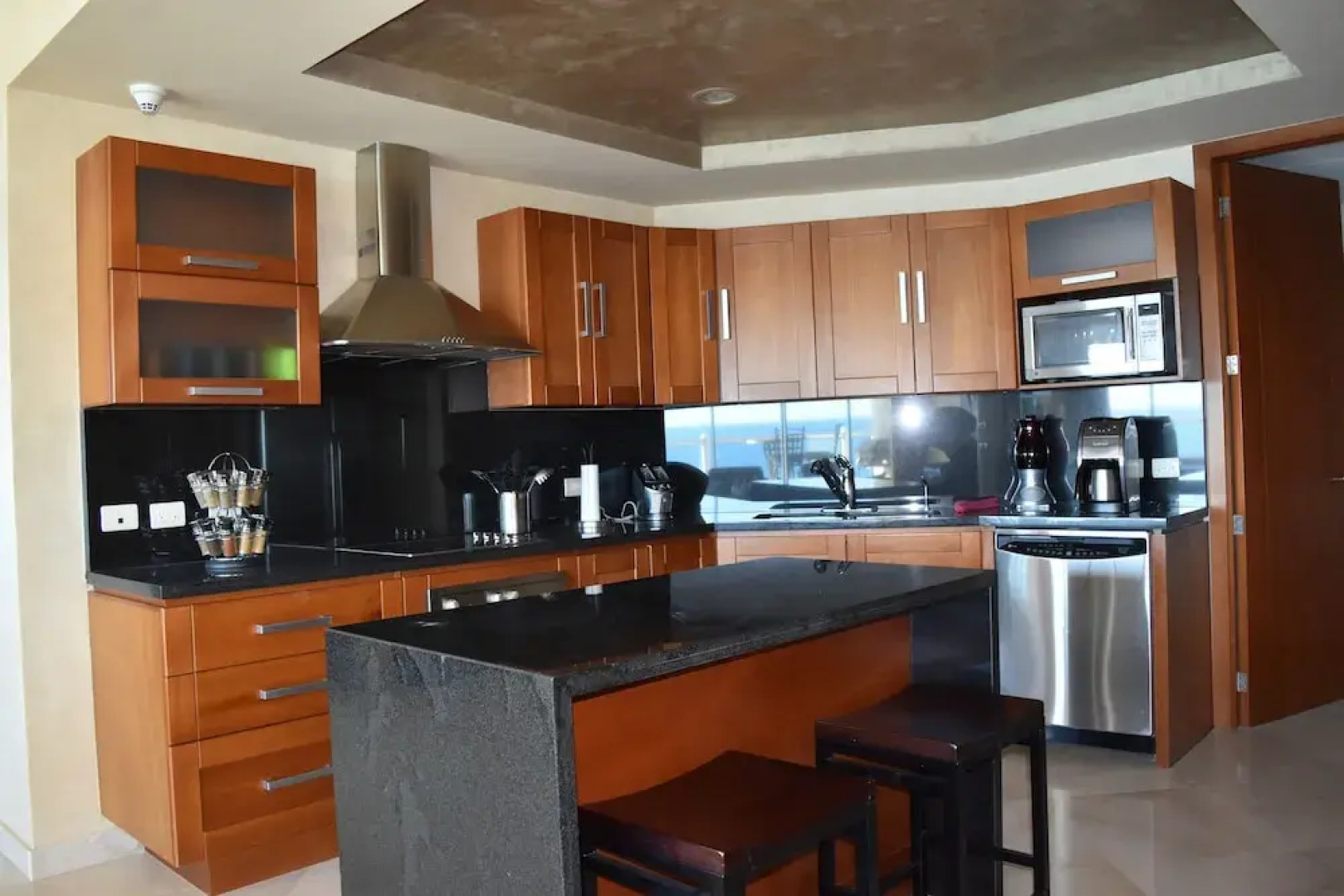 Luna Blanca by Kivoya