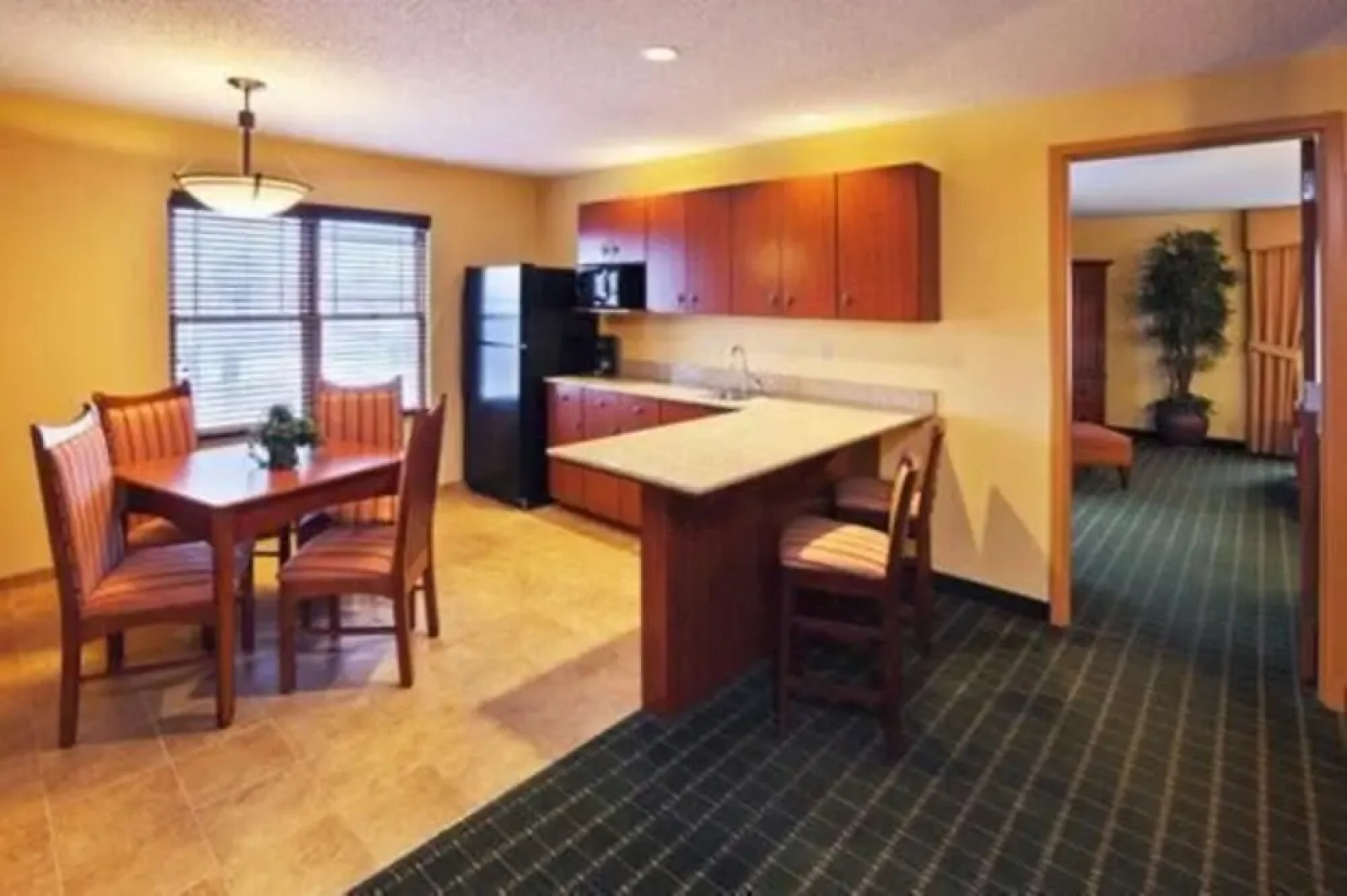 The Q Hotel And Suites