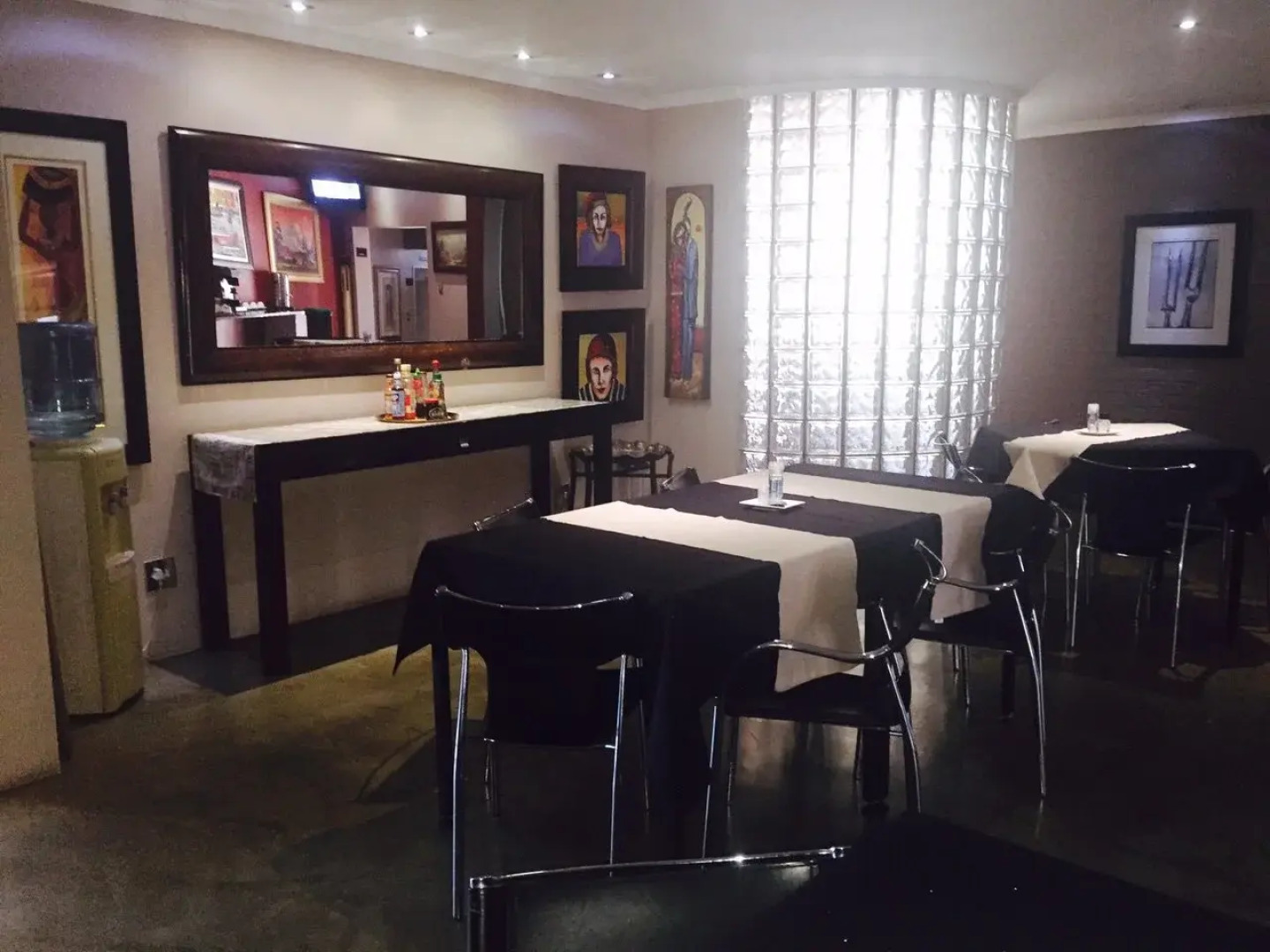 African Moon Corporate House