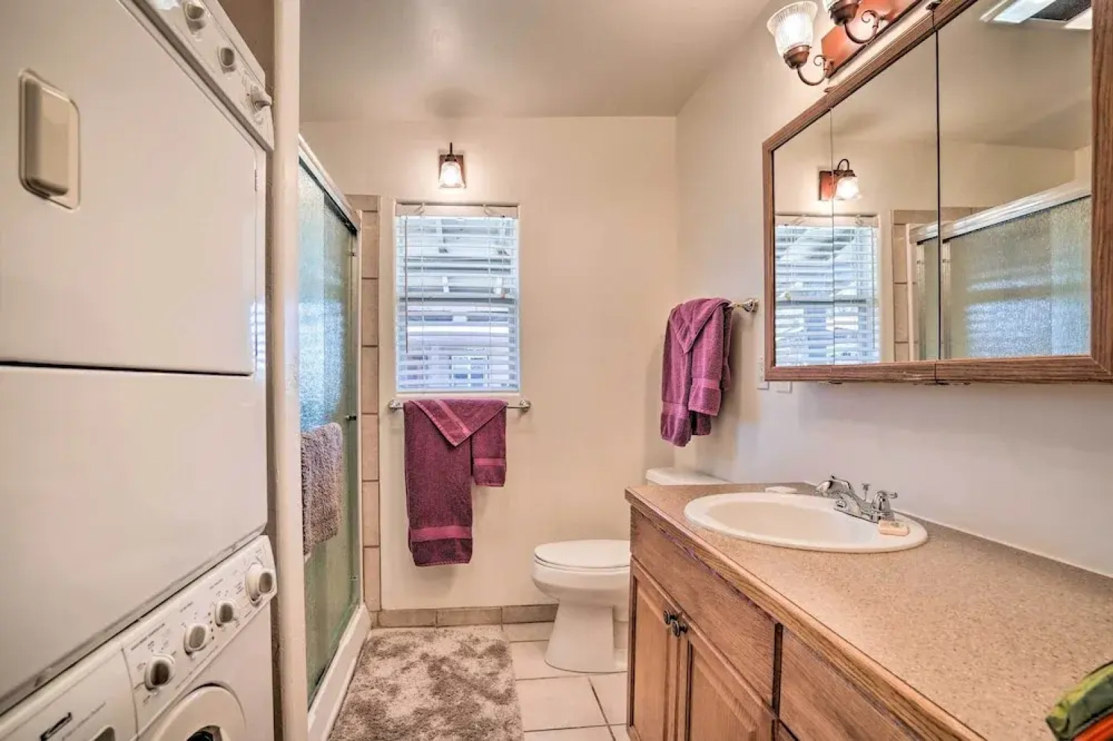 Western-style Phoenix Home: 15 Mi to Lake Pleasant