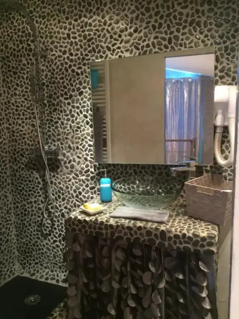 Les Suites de Naevag