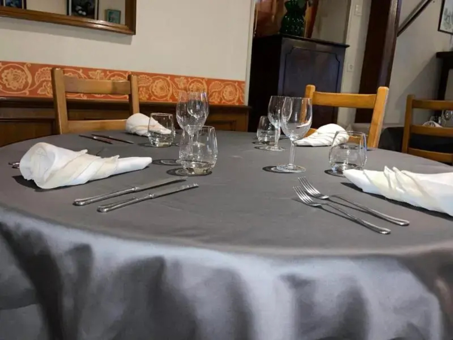 Logis Hotel Du Commerce Joncy