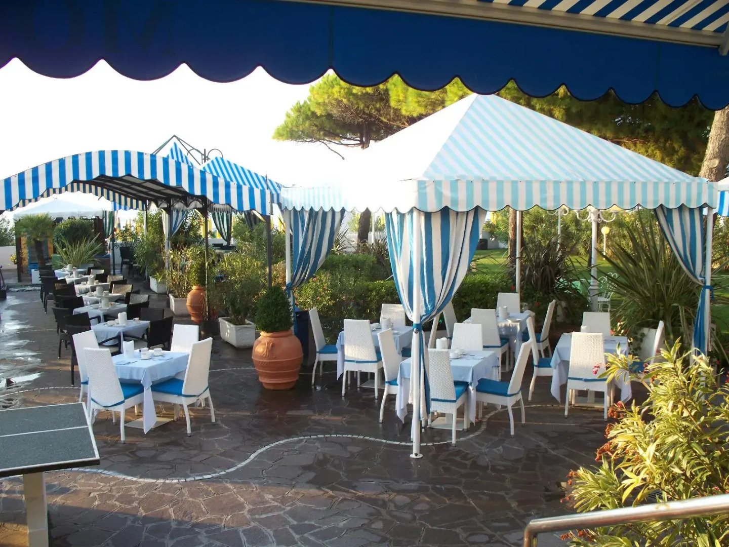 Hotel Monaco & Quisisana