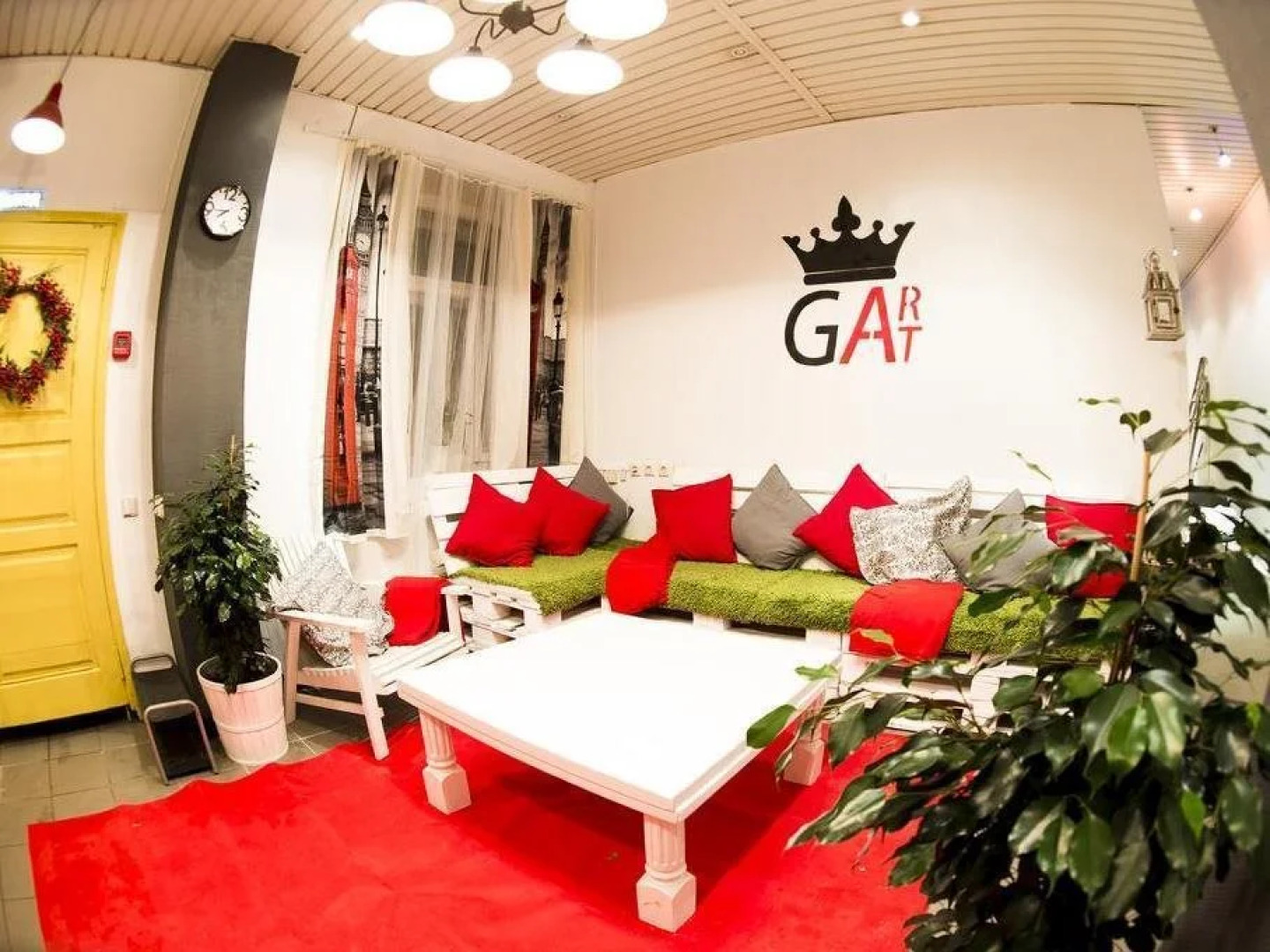 G-Art Hostel