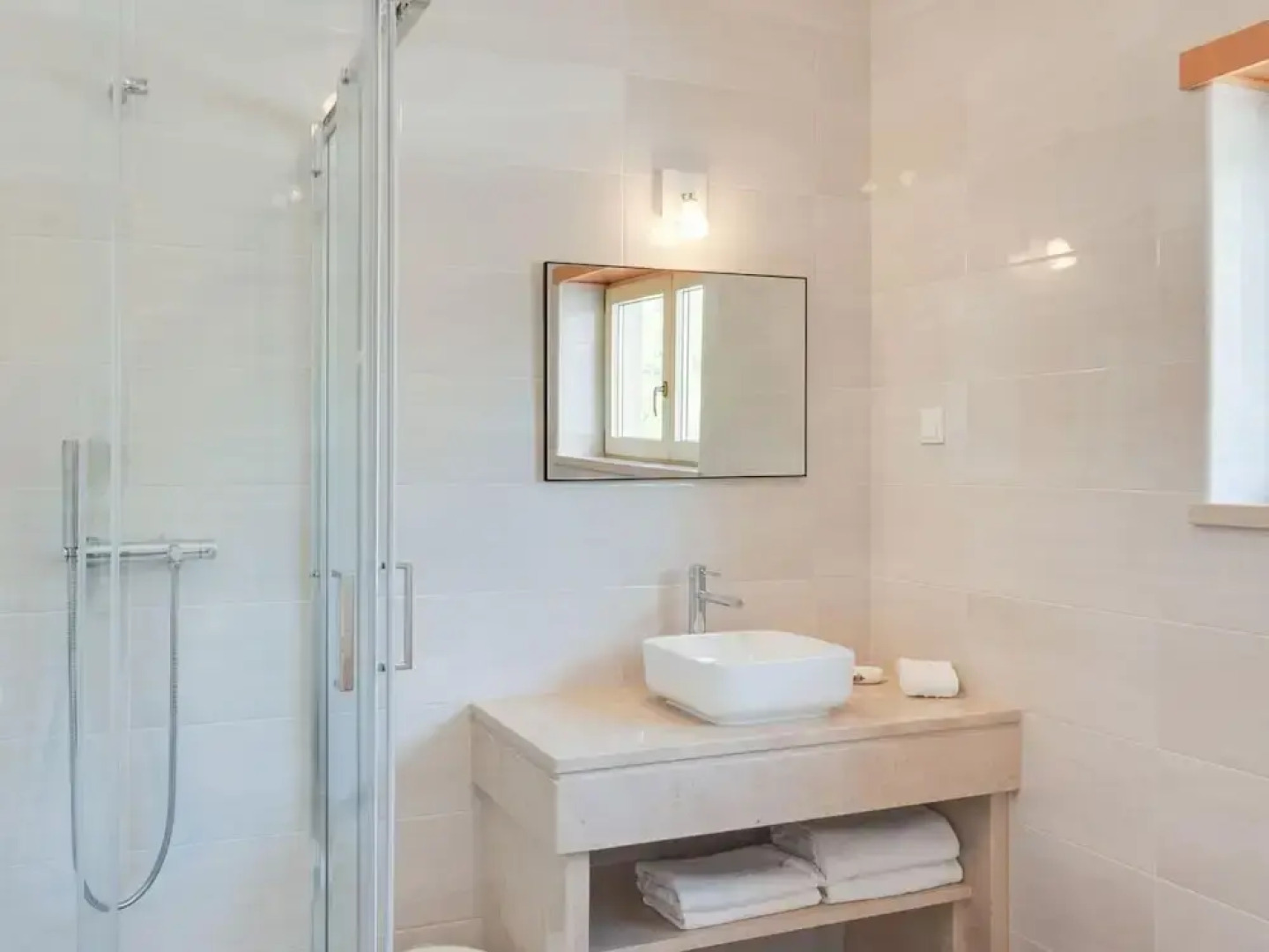 Modern Holiday Home in Lisbon With Private Pool & Jacuzzi! Ncasa Aurélie